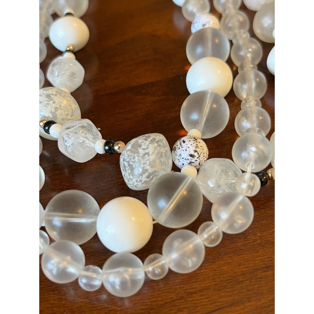 White Clear Speckled Acrylic Bead Triple Strand Statement Necklace Layered 17in
